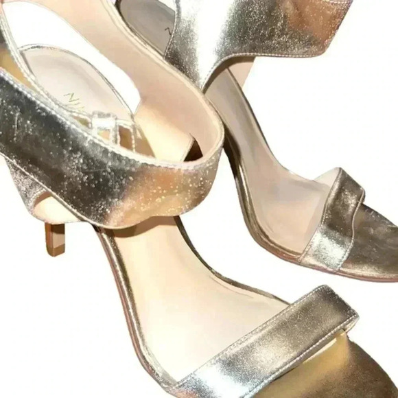 NINE WEST BRODEA METALLIC SANDAL - Picture 14 of 15